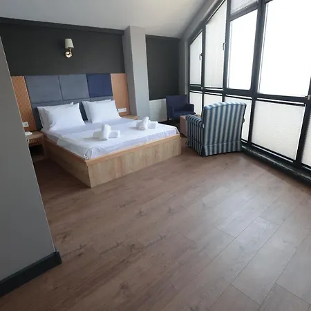 Tasliman B&B 얄로바