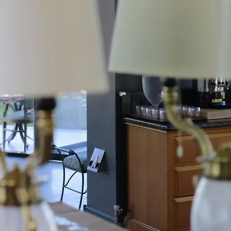 B&B Tasliman 얄로바