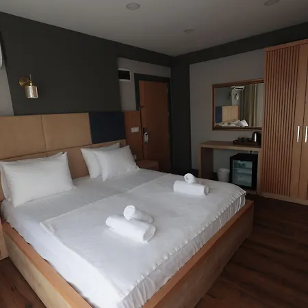 Tasliman B&B 얄로바