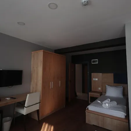 B&B Tasliman 얄로바