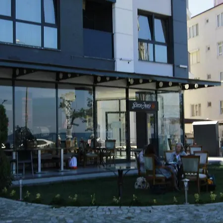 B&B Tasliman 3*