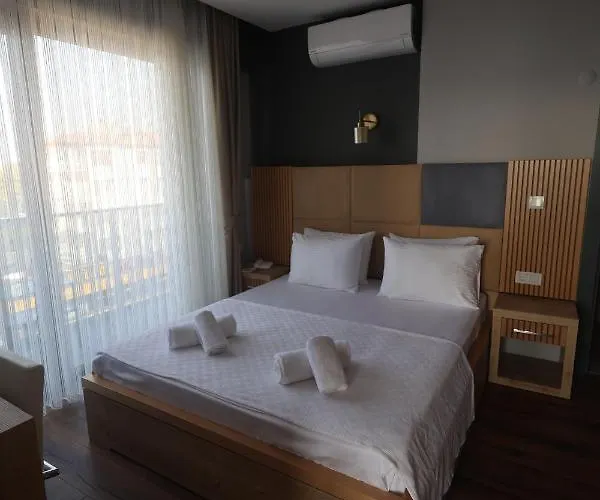 Oda ve Kahvaltı Taşliman