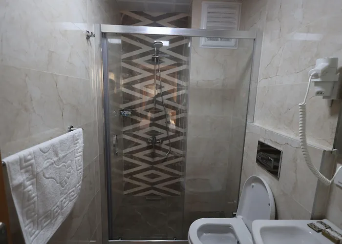 Oda ve Kahvaltı Taşliman 3*